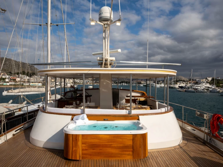 Huur Jacht met of zonder schipper Codecasa in Salaminas