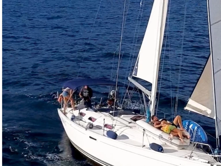 Bootverhuur Castellammare di Stabia goedkoop Dufour 385 Grand Large