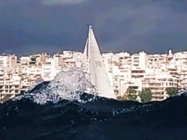 Bootverhuur Athene goedkoop Grand Soleil 37 Race