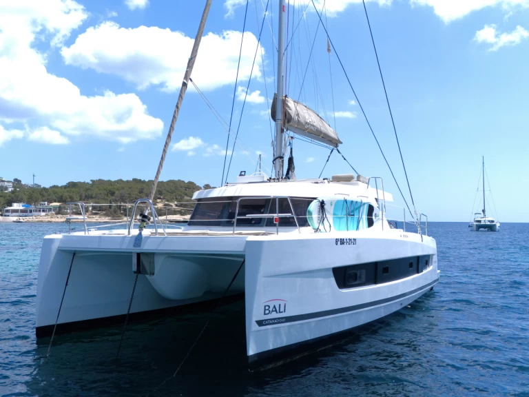 Bootverhuur Bali Bali Catspace Voile in Ibiza Town via SamBoat