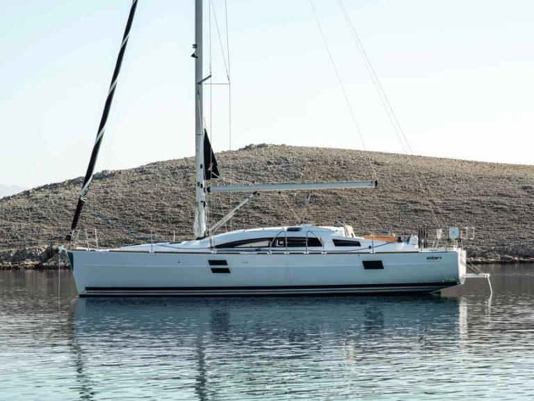 Huur een Elan Impression 40.1 in Ibiza Town