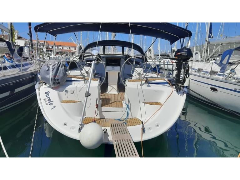 Zeilboot te huur in Trogir voor de beste prijs