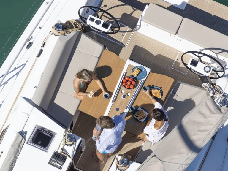 Huur een Dufour Dufour 43 in Skiathos