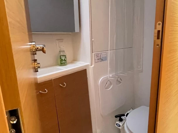 Verhuur Catamaran Excess met vaarbewijs