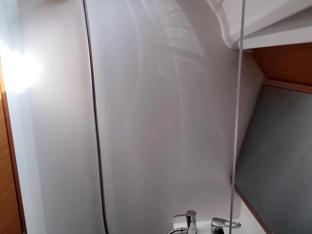 Verhuur Zeilboot Jeanneau met vaarbewijs