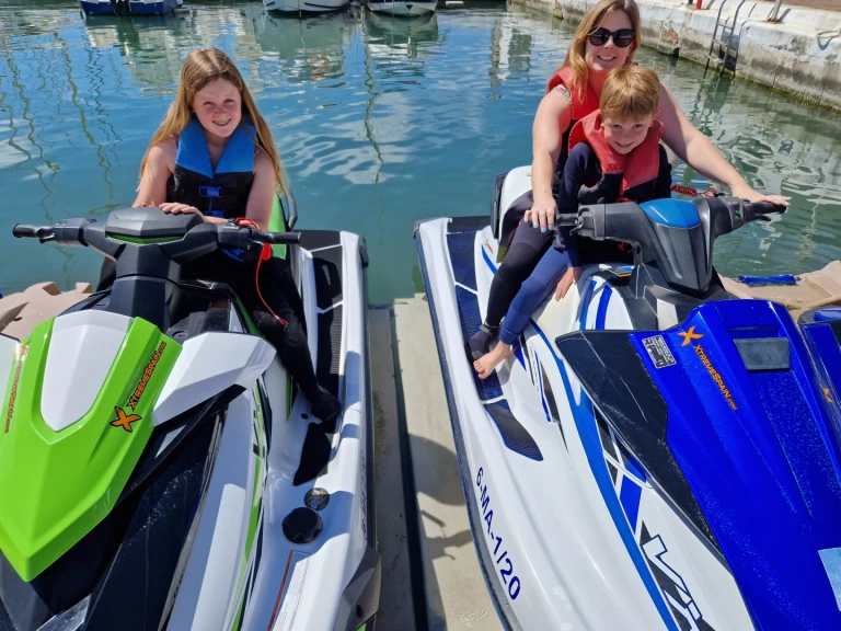 Huur Jet Ski met of zonder schipper Yamaha in Estepona