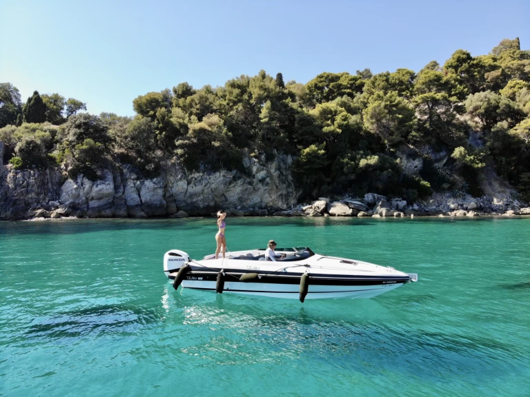 Bootverhuur Menton goedkoop Mito 23