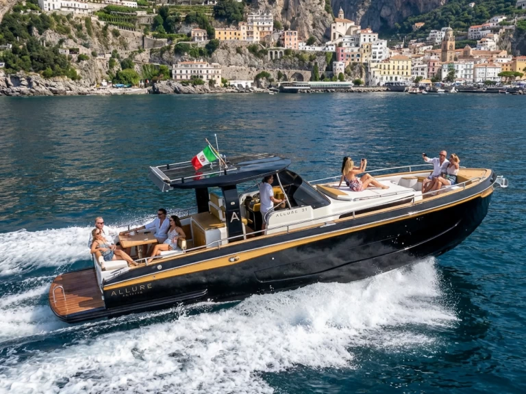 Motorboot te huur in Sorrento voor de beste prijs