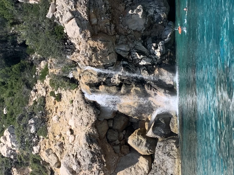 Huur RIB met of zonder schipper AT Marine in Arbatax