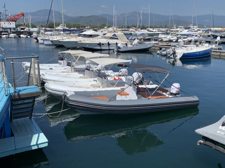 Bootverhuur AT Marine AT 590 in Arbatax via SamBoat