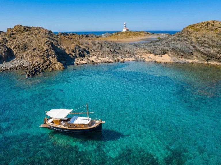 Motorboot te huur in Mahón voor de beste prijs