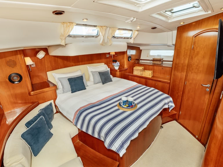 Bootverhuur Bénéteau Beneteau 57 in Split via SamBoat