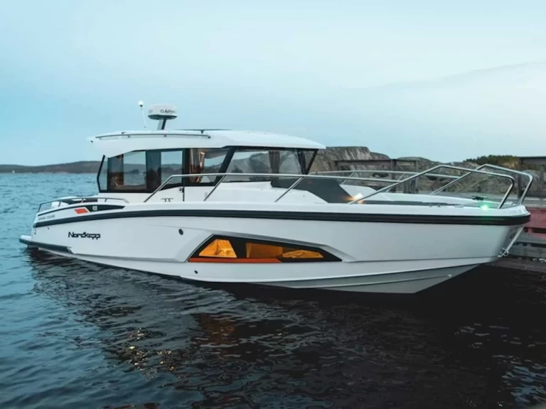 Bootverhuur Elefsina goedkoop Nordkapp Coupe 905