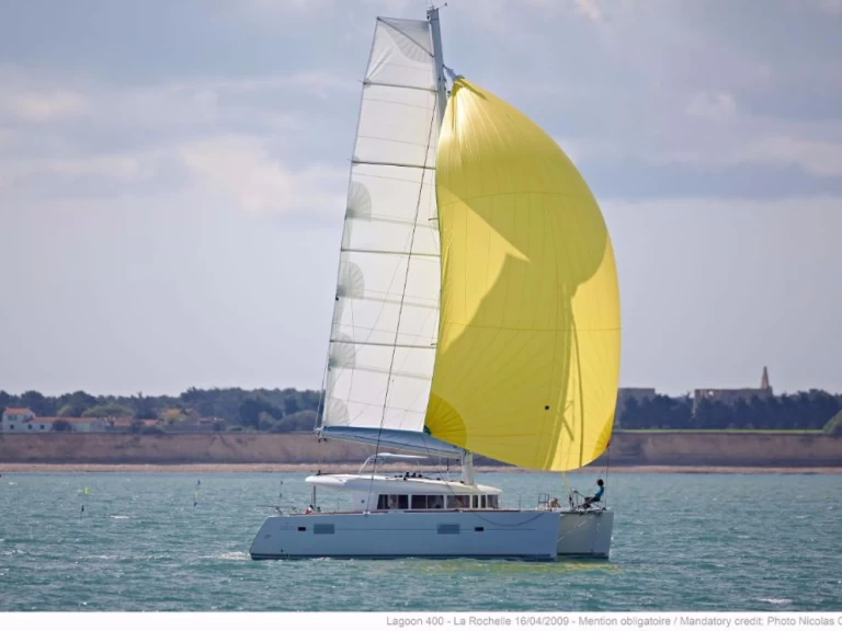 Bootverhuur Lagoon Lagoon 400 in Pomer via SamBoat