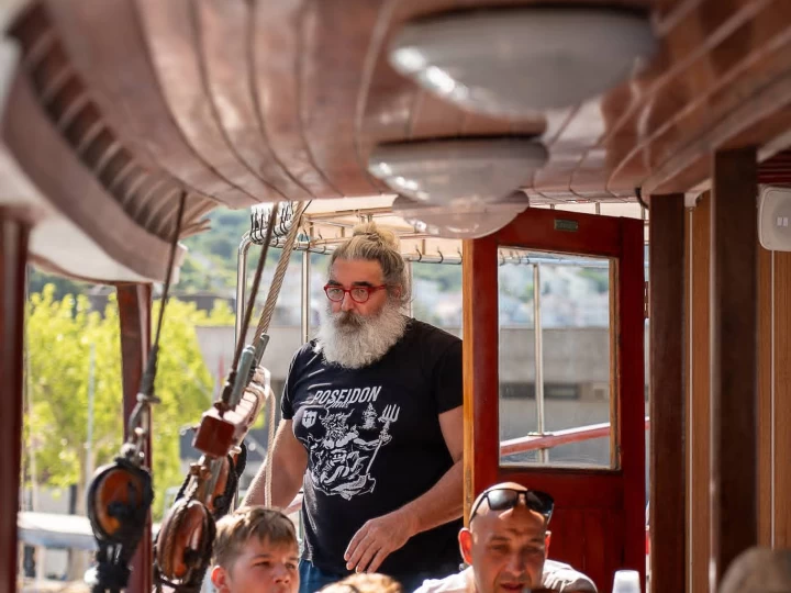 Motorboot te huur in Omiš voor de beste prijs