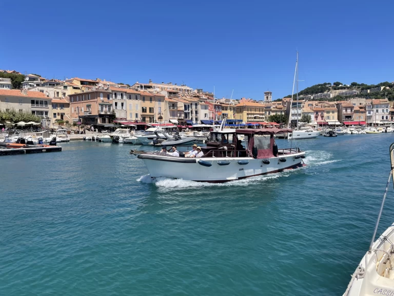 Huur een Pantasso Bateau en bois  in Cassis
