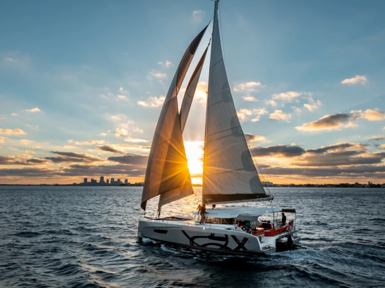 Verhuur Catamaran in Taranto - Excess Excess 14