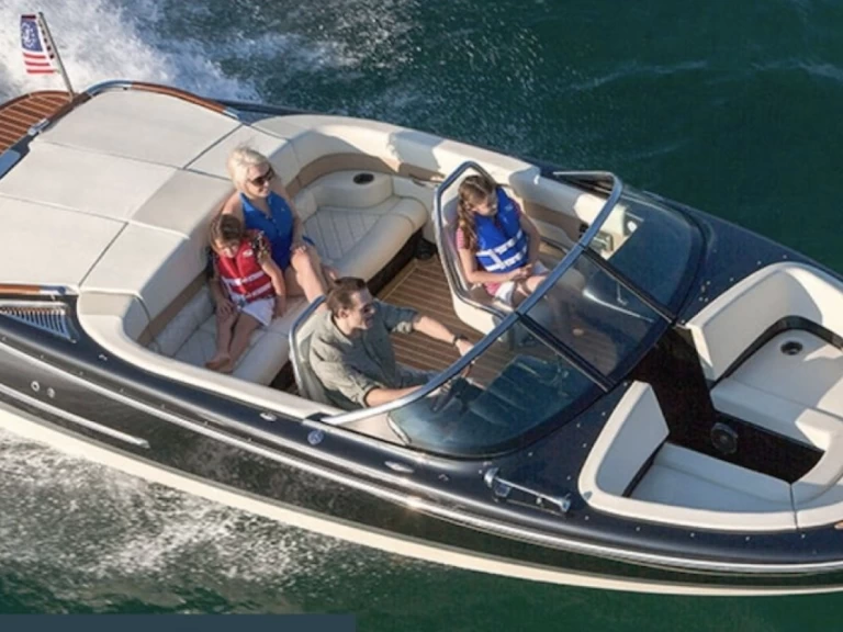 Chris Craft Carina 21 te huur van particulier of professional in Bang Kho laen