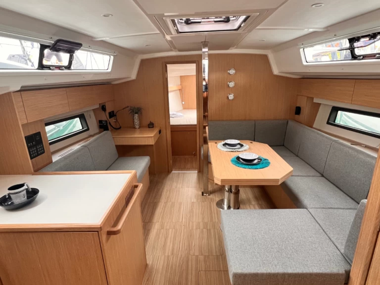 Verhuur Zeilboot Bavaria met vaarbewijs