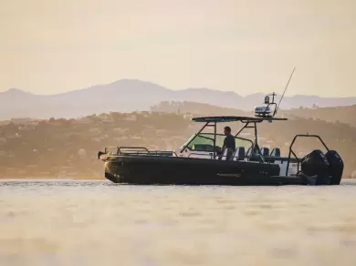 Verhuur Motorboot in Marina de Lagos - Axopar 28 T-Top