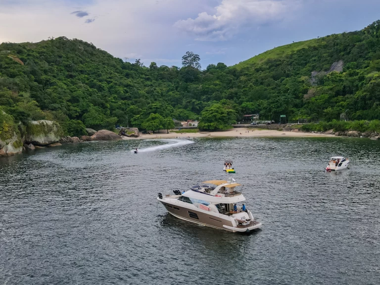 Prestige 60 flybridge te huur van particulier of professional in Rio de Janeiro (state)