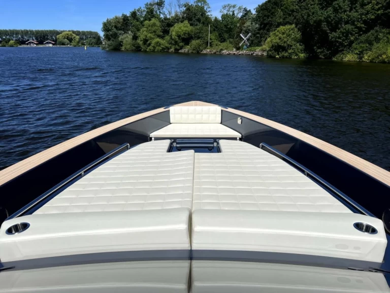 Verhuur Motorboot in Saint-Tropez - Pardo Yachts Pardo 43