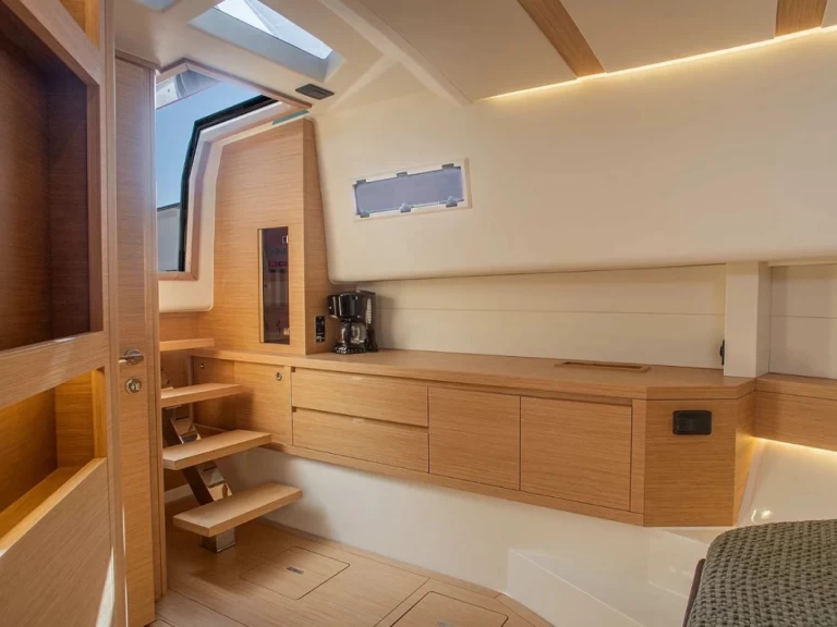 Huur Motorboot met of zonder schipper Pardo Yachts in Saint-Tropez