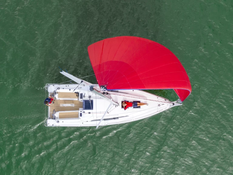Bootverhuur Bénéteau Oceanis 30.1 in Palma de Mallorca via SamBoat