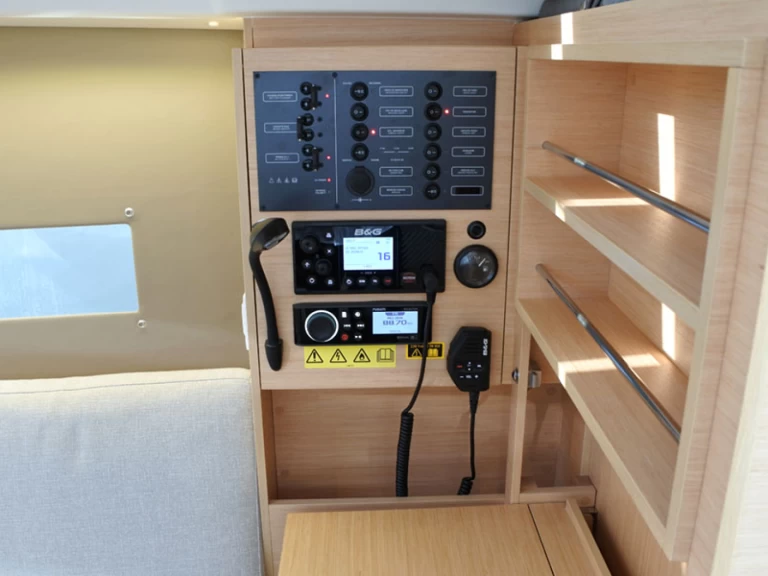 Huur een Bénéteau Oceanis 30.1 in Barcelona