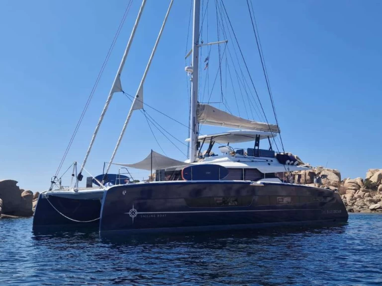 Verhuur Catamaran in Corse - Fountaine Pajot The Blue Dream