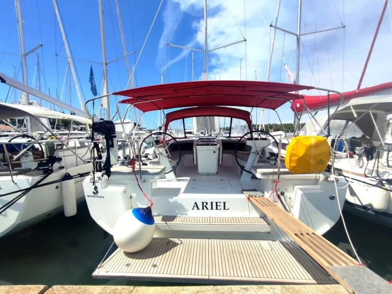 Verhuur Zeilboot Bénéteau met vaarbewijs