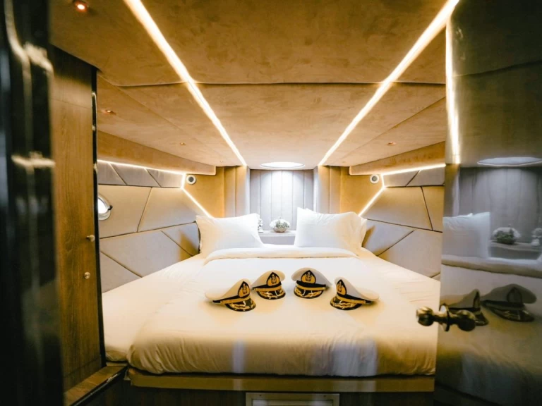 Huur Motorboot met of zonder schipper Accura in Kota Denpasar