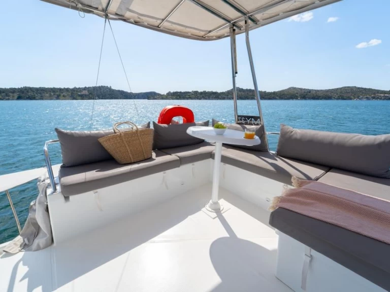 Huur Catamaran met of zonder schipper Fountaine Pajot in Saint-Raphaël