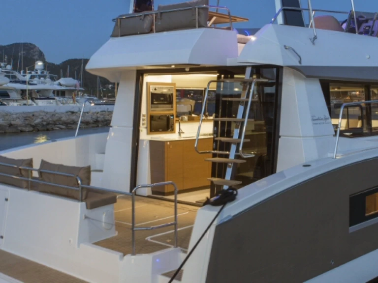 Verhuur Motorboot in Biograd na Moru - Fountaine Pajot Fountaine Pajot MY 37
