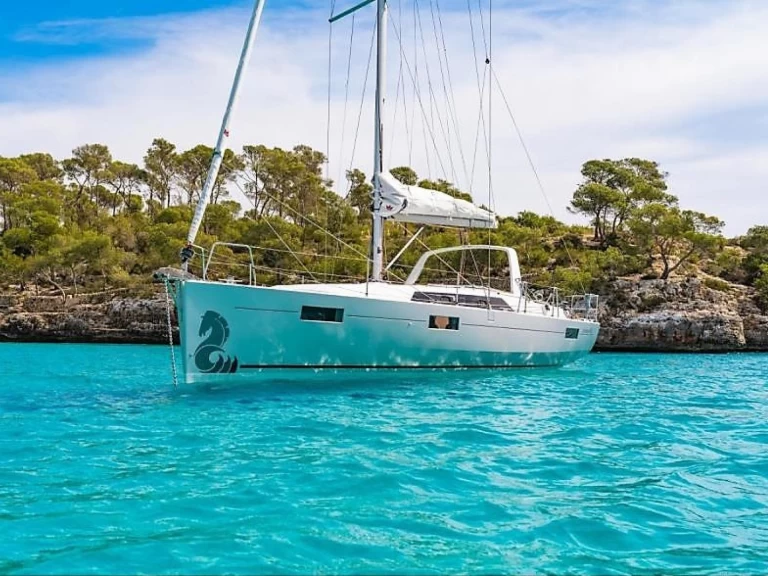 Bootverhuur Bénéteau Oceanis 41.1 in Álimos via SamBoat