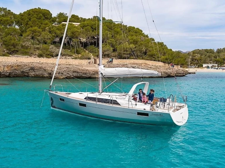 Huur Zeilboot met of zonder schipper Bénéteau in Álimos