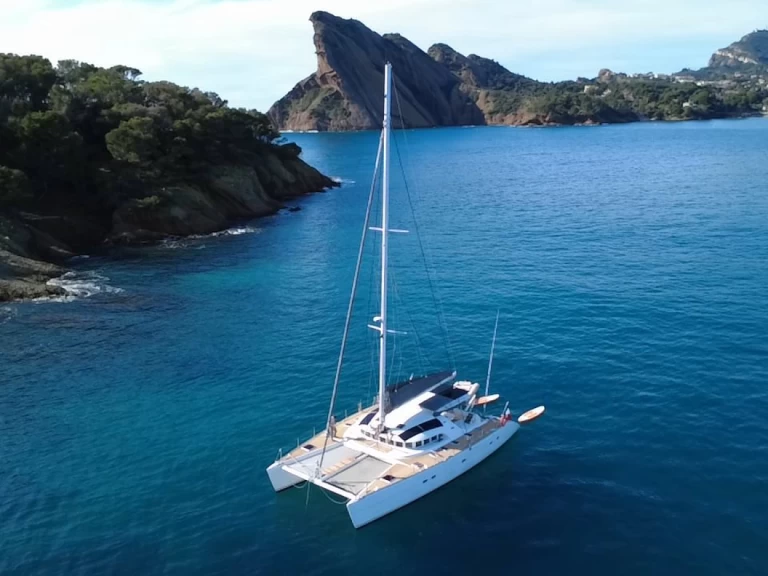 Bootverhuur Lagoon Lagoon 570 in La Ciotat via SamBoat