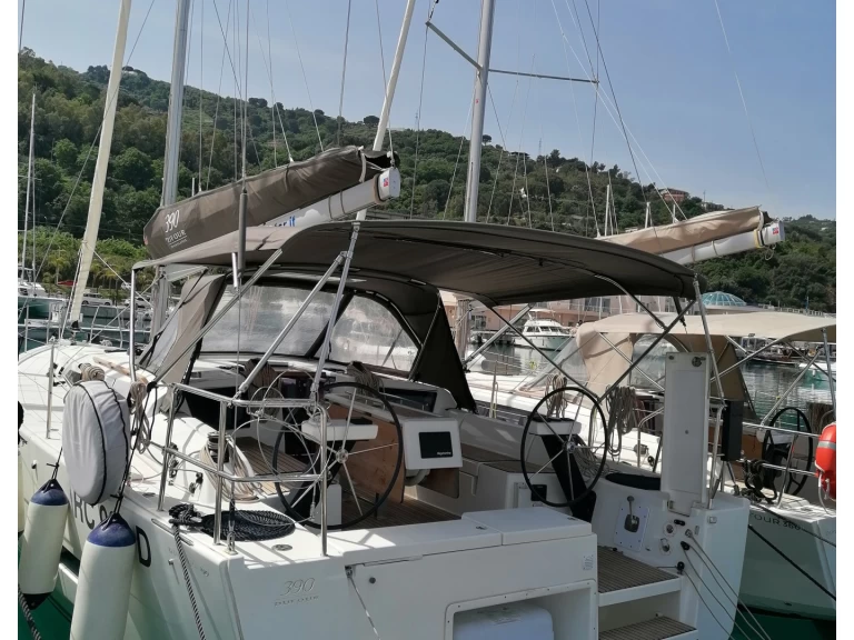 Jachthuur in Capo d'Orlando - Dufour Dufour 390 Grand Large via SamBoat