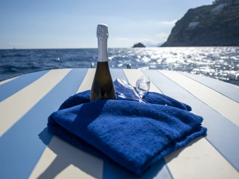 Gozzo 34 FT te huur van particulier of professional in Positano