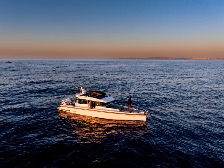 Jachthuur in Valletta - Axopar Axopar 37 XC Cross Cabin via SamBoat