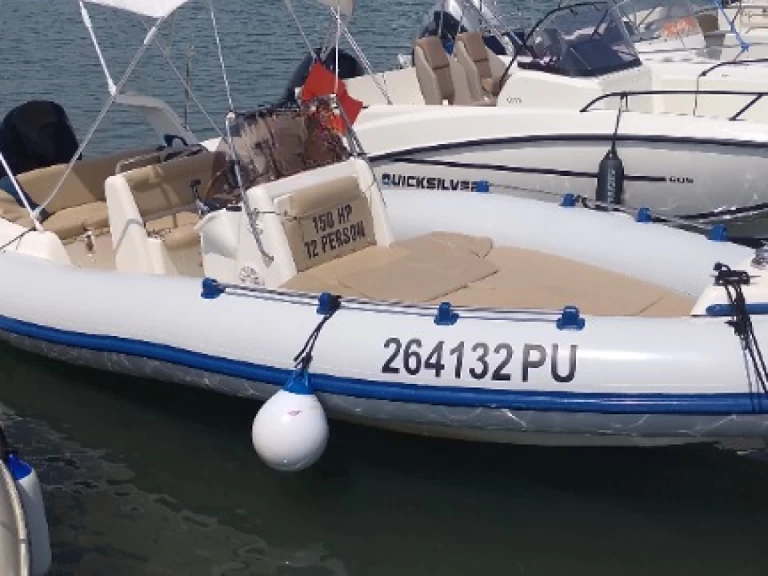 Huur een Marlin Boat 20 in Medulin