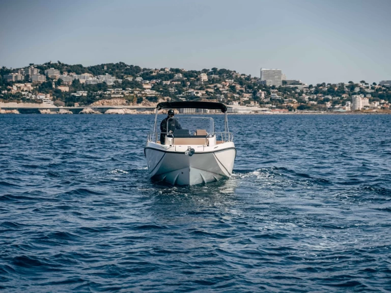 Bootverhuur Quicksilver Activ 675 Open in Marseille via SamBoat