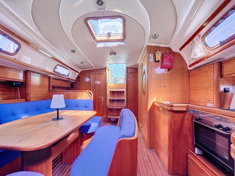 Bootverhuur Salamína goedkoop Bavaria 42