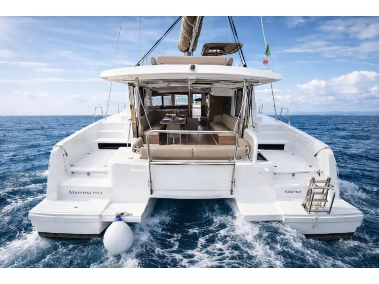 Huur een Bali Bali 4.2 in Salerno