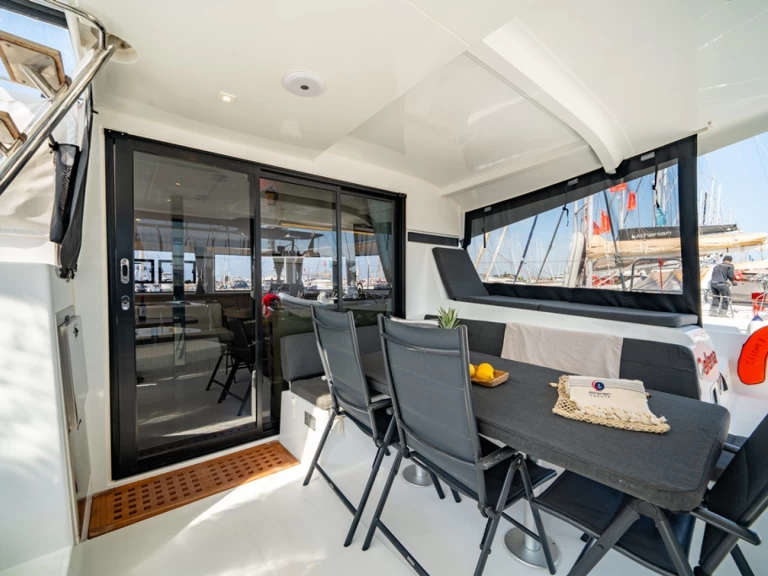 Huur Catamaran met of zonder schipper Lagoon in Benítses