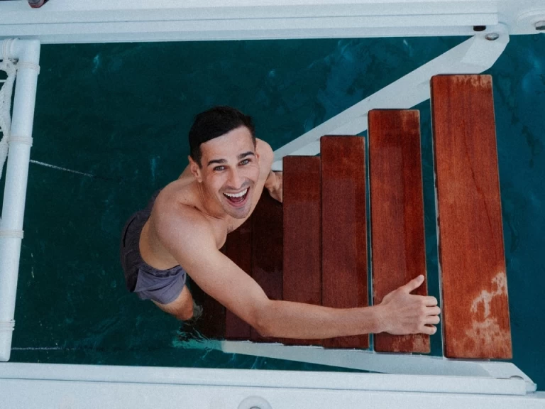 Bootverhuur Nisida goedkoop Lagoon 46 Iconic