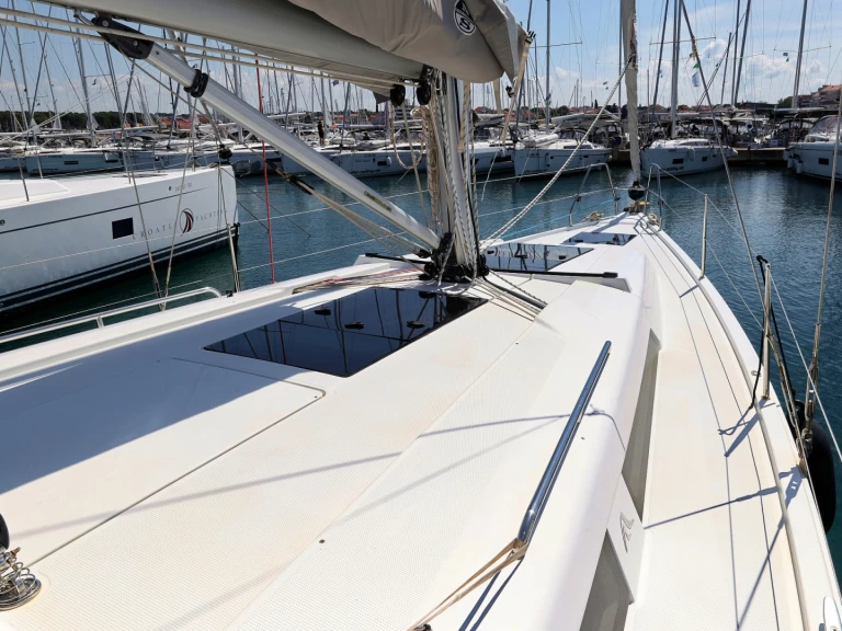 Zeilboot te huur in Biograd na Moru voor de beste prijs