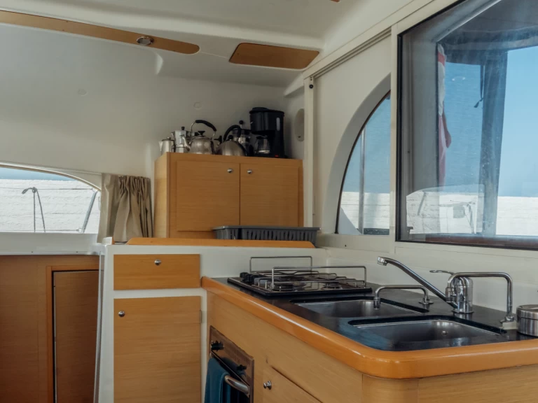 Lagoon Lagoon 380 S2 te huur van particulier of professional in Kos