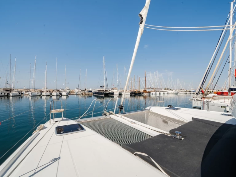 Catamaran te huur in Benítses voor de beste prijs