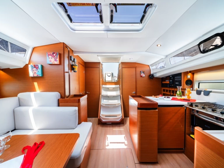 Huur Zeilboot met of zonder schipper Jeanneau in Lávrio